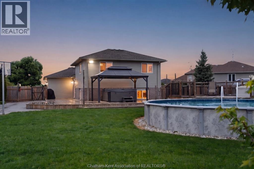 67 Azar AVENUE - 1