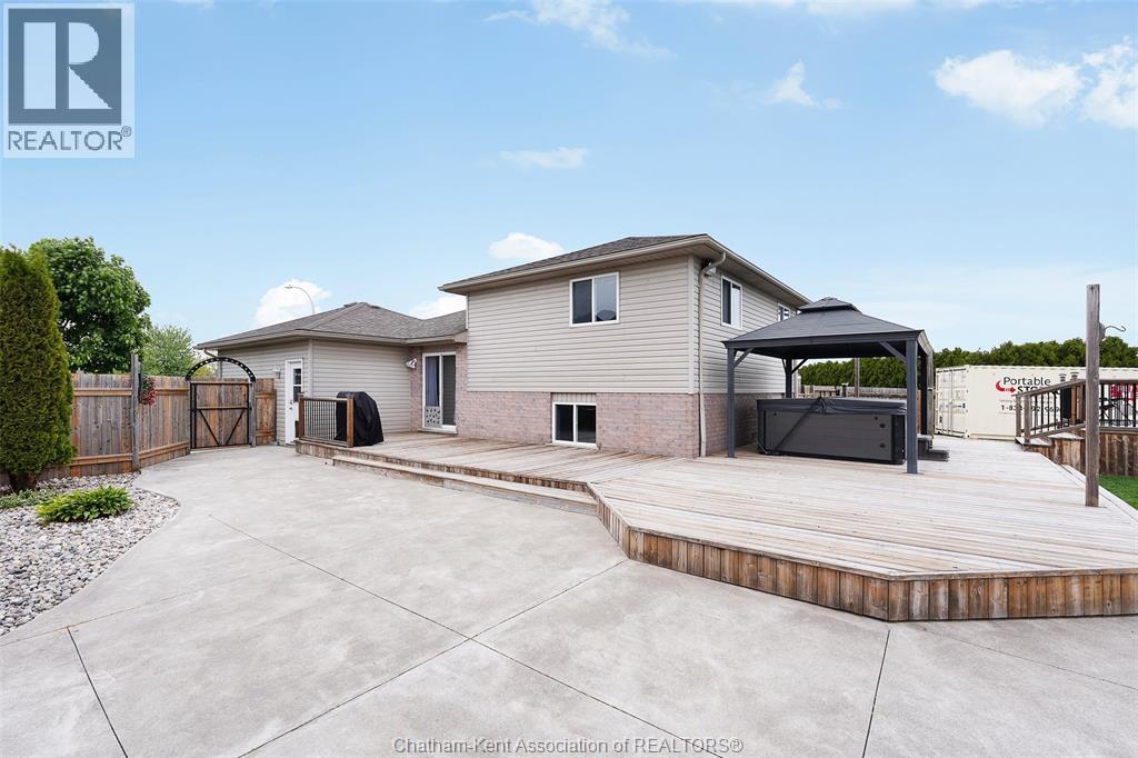 67 Azar AVENUE - 10
