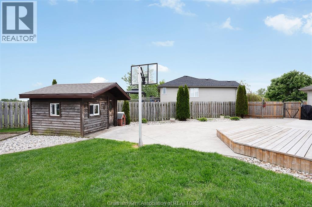 67 Azar AVENUE - 11