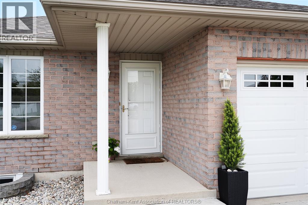 67 Azar AVENUE - 19