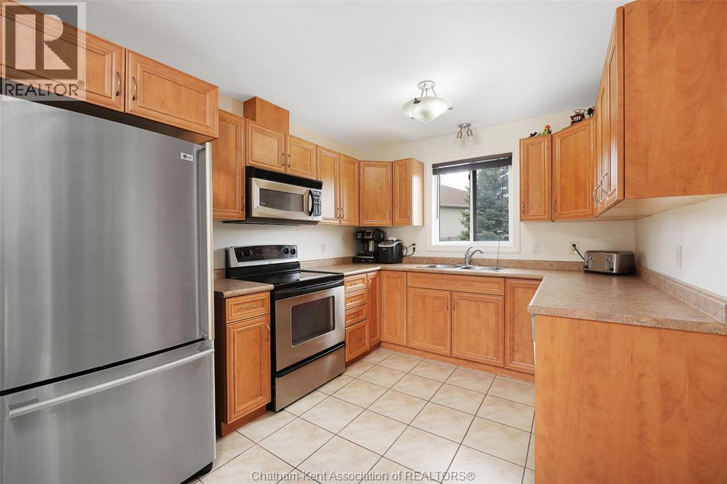 67 Azar AVENUE - 27