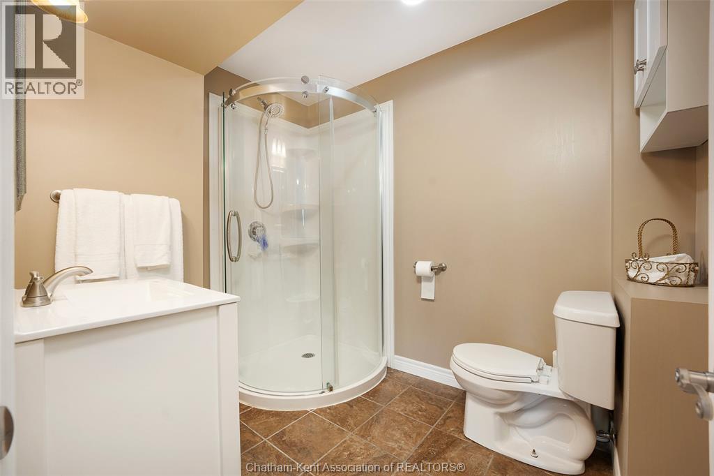 67 Azar AVENUE - 39
