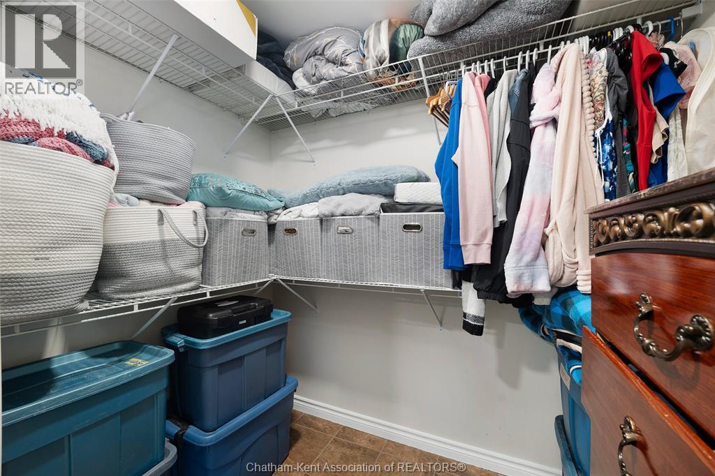 67 Azar AVENUE - 42
