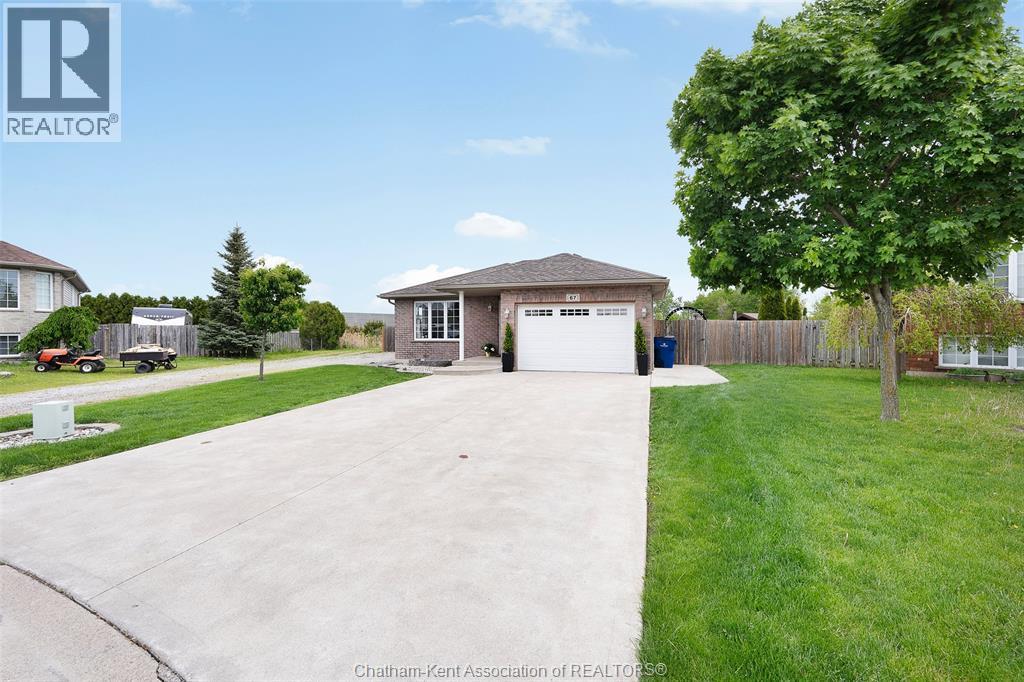 67 Azar AVENUE - 8