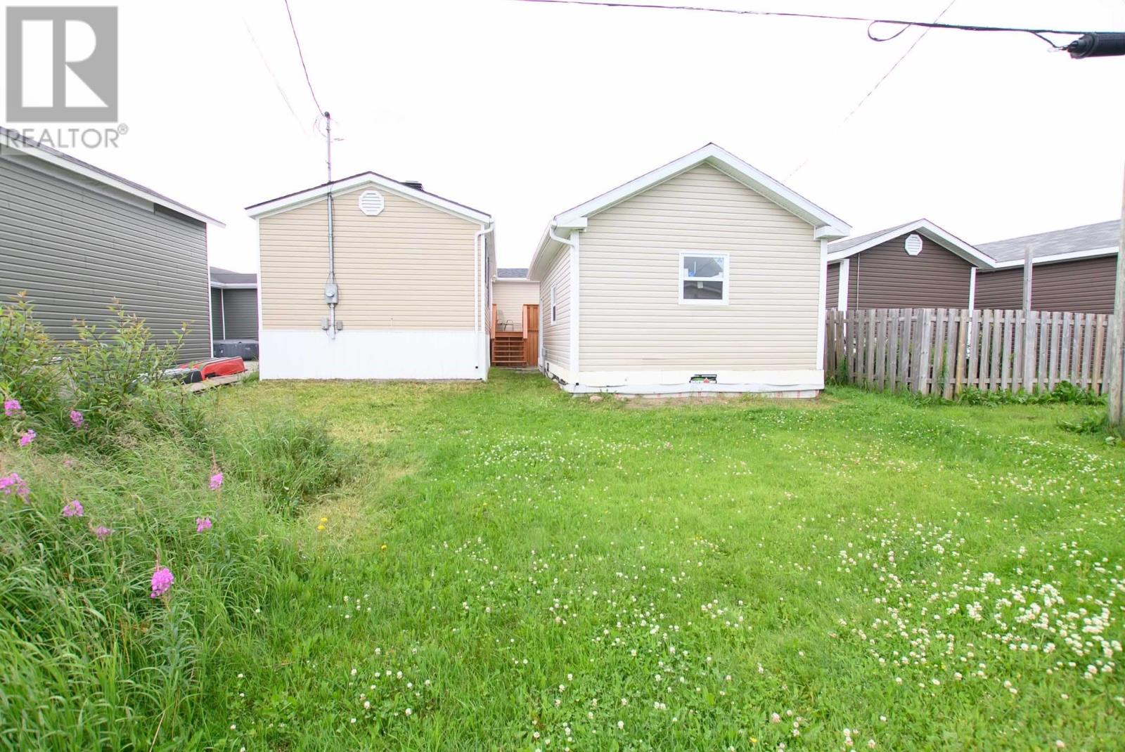 3059 Walsh River Road, Labrador City — photo 2