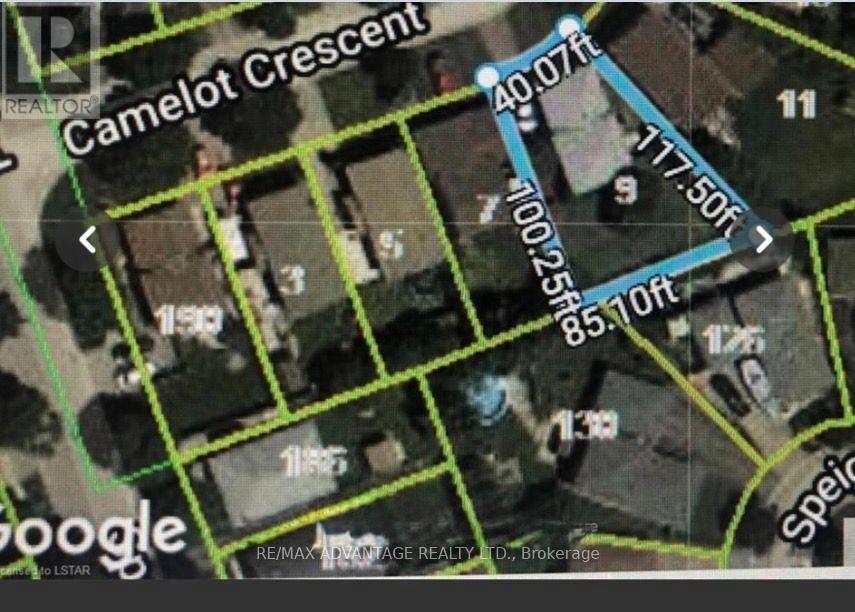 9 CAMELOT CRESCENT - 33