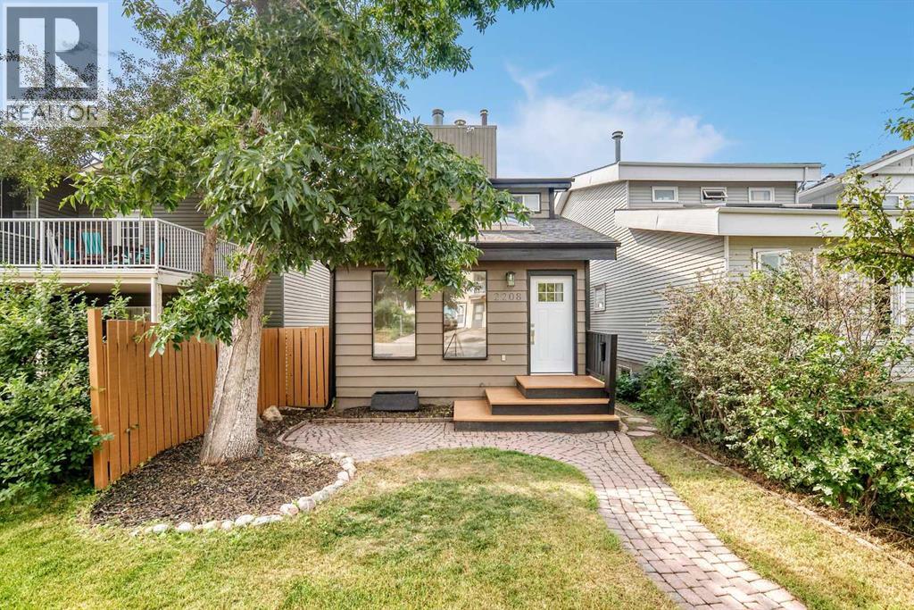 2208 ALEXANDER Street SE, Ramsay, Calgary photo 1