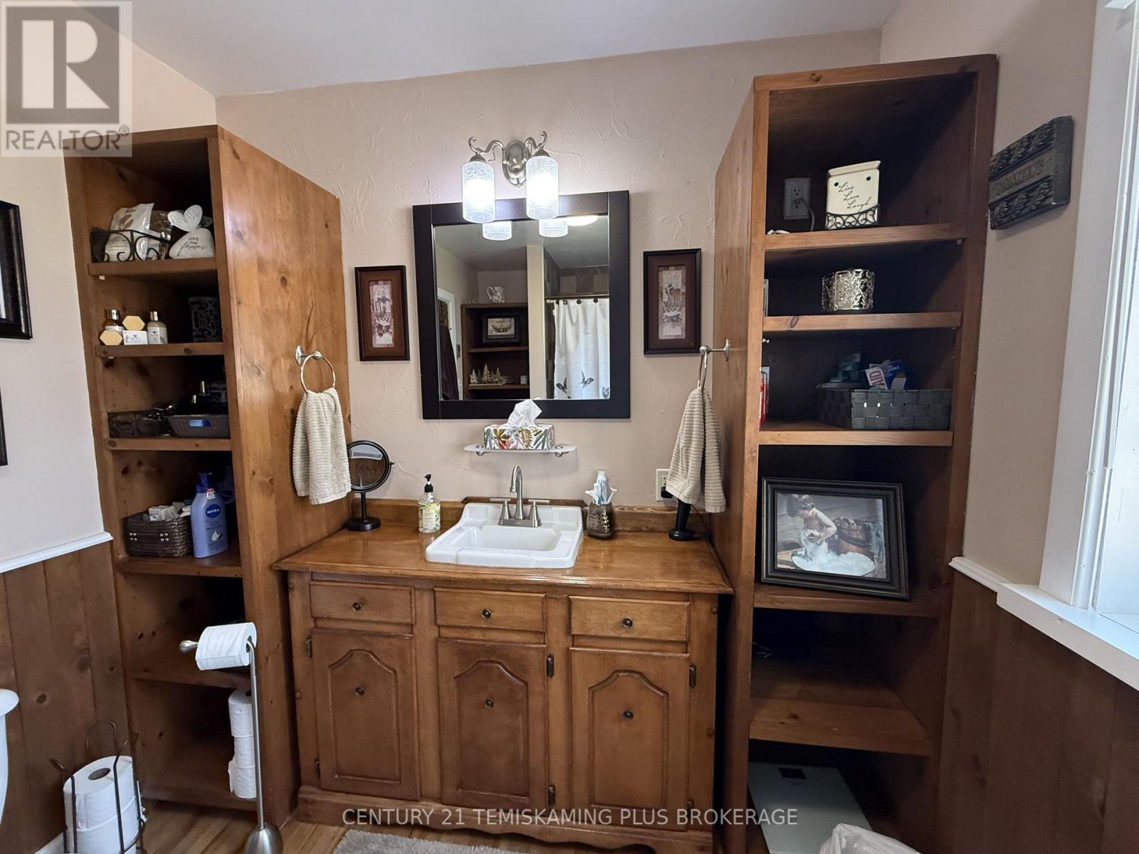 19 TWENTYEIGHTH STREET - 14