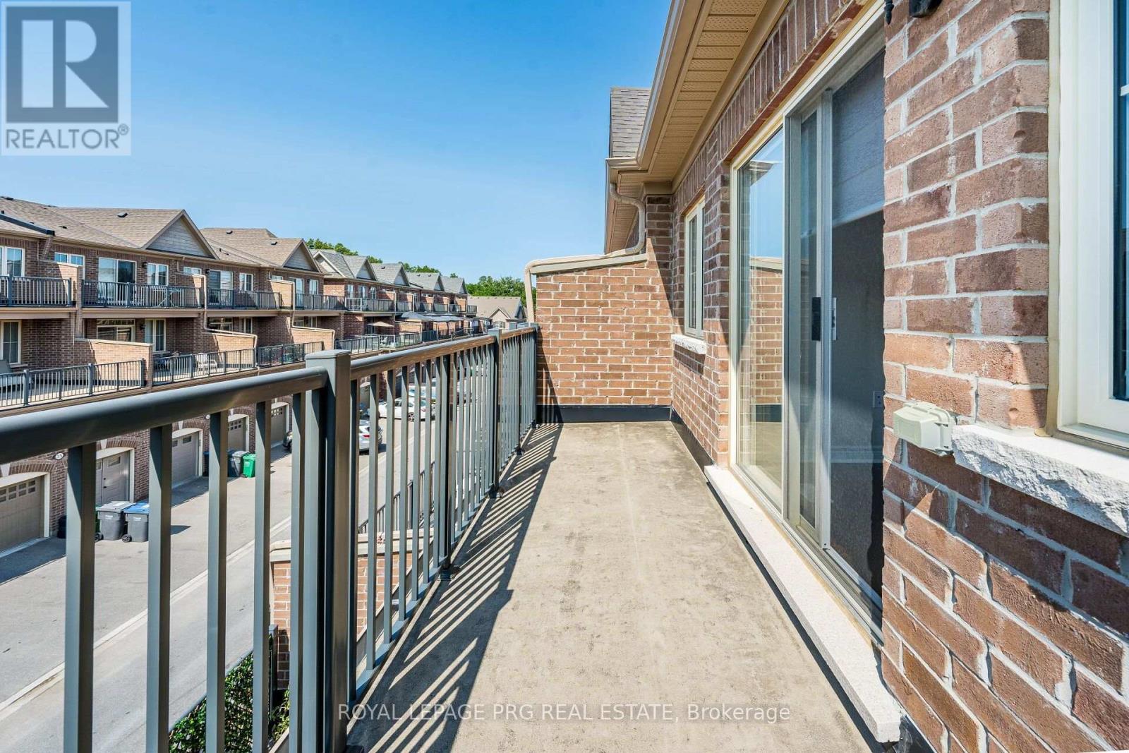 30 REMEMBRANCE ROAD - 41
