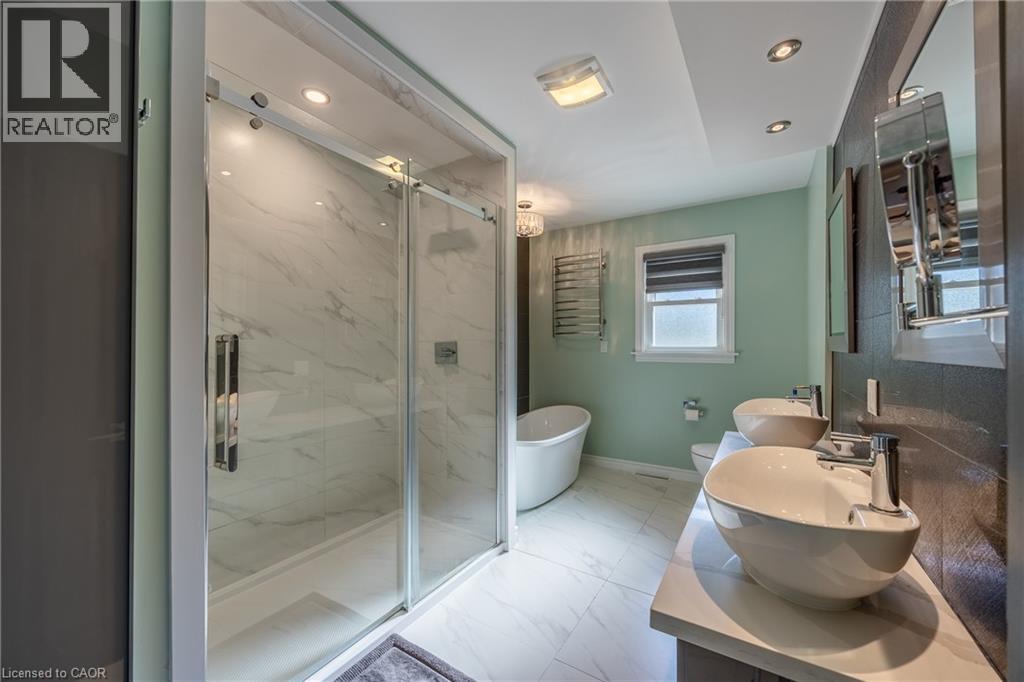 249 LEAMON Street - 11