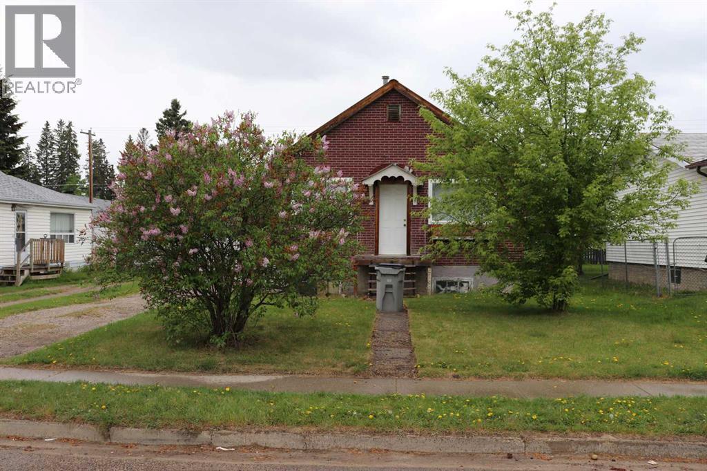 4618 6 Avenue - 2