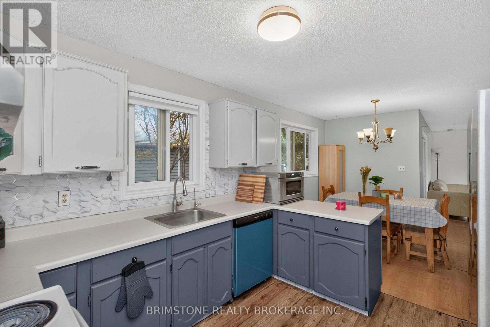 2693 25TH SIDE ROAD - 9