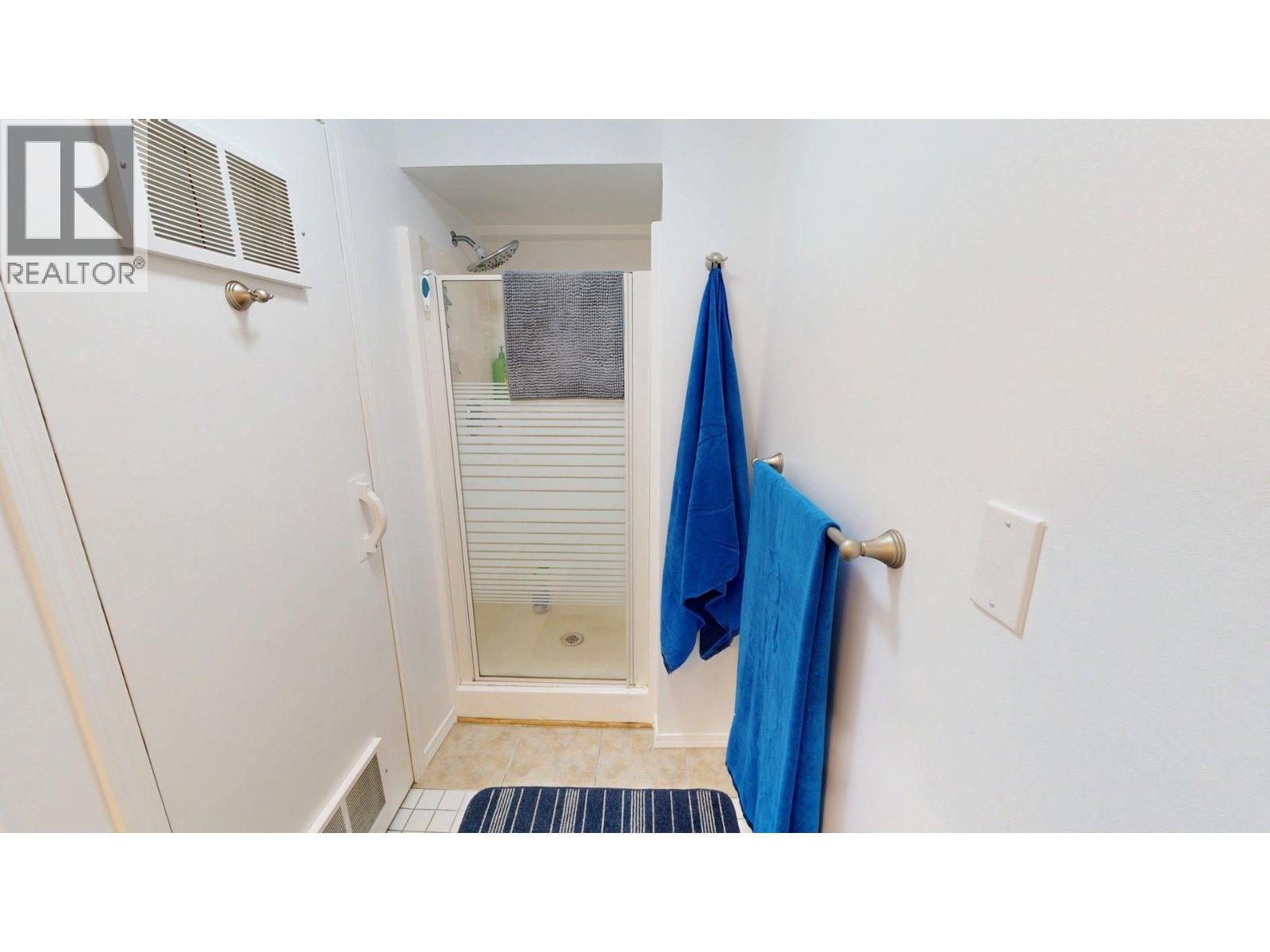 1615 Balsam Street - 7