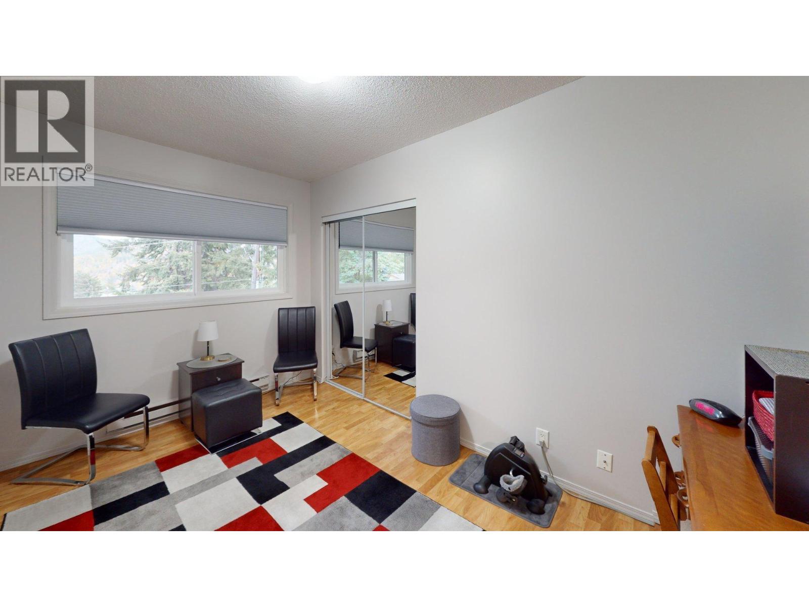 1615 Balsam Street - 24