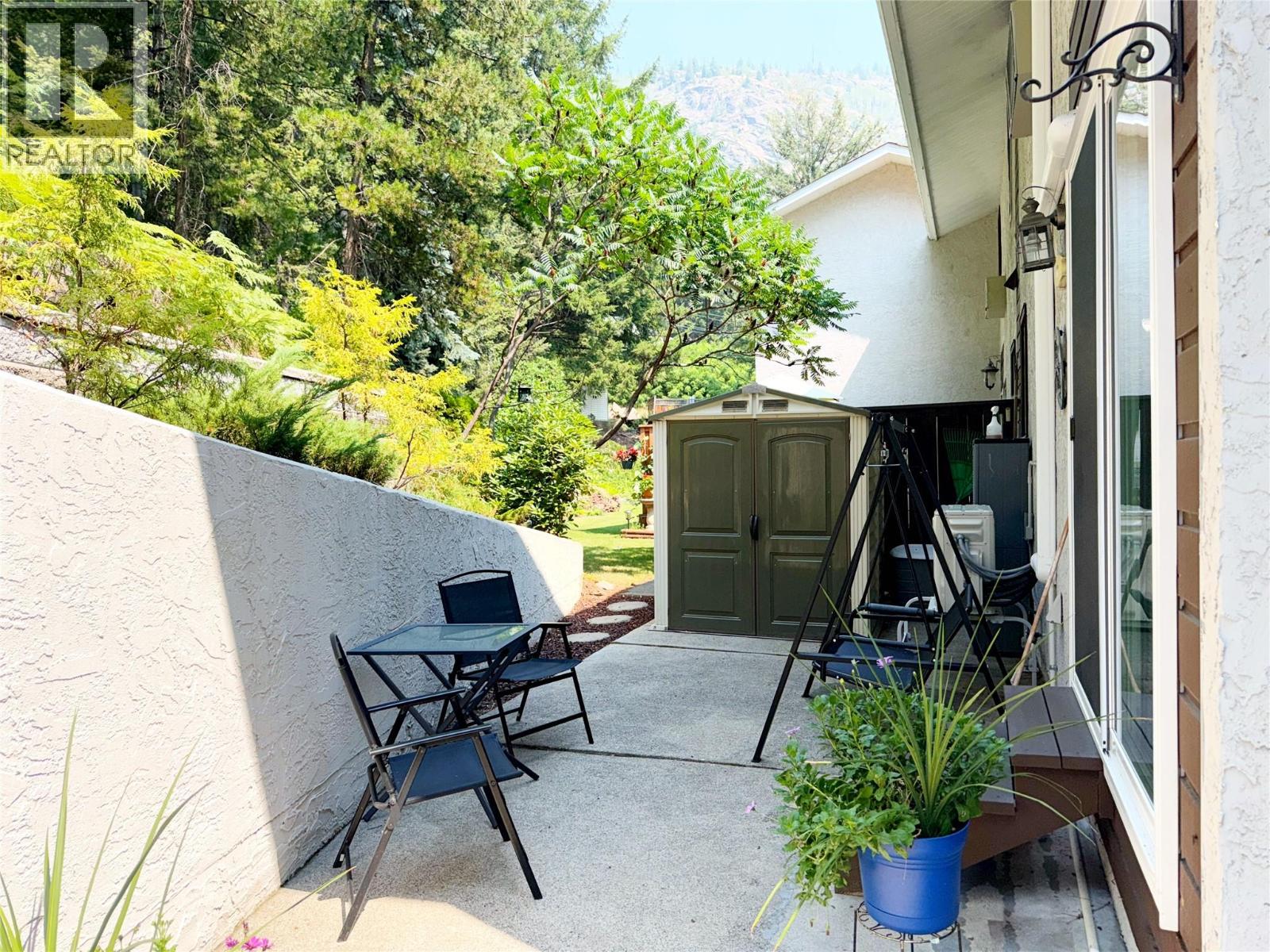 1615 Balsam Street - 41