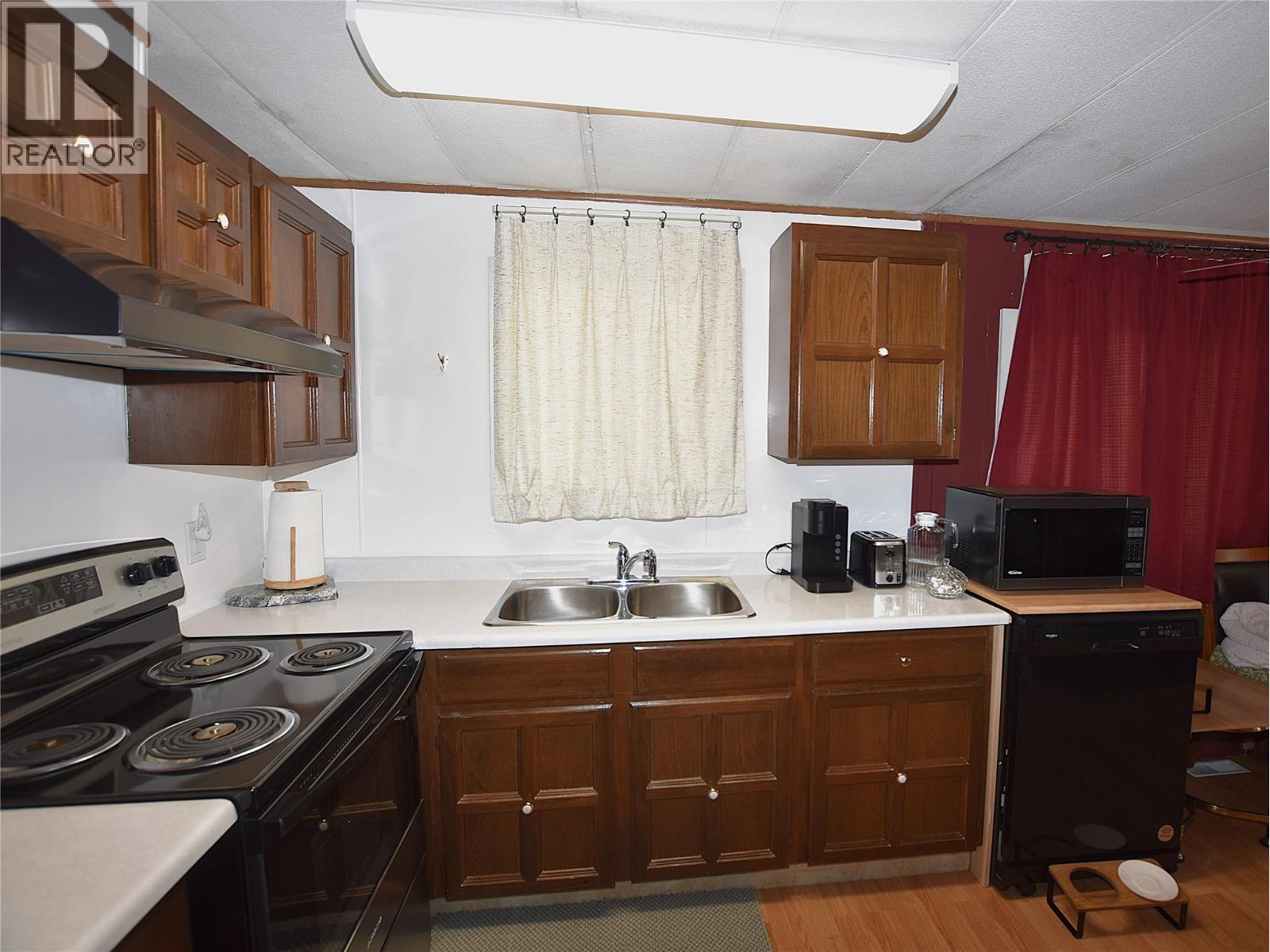 #19 8508 Clerke Road - 14