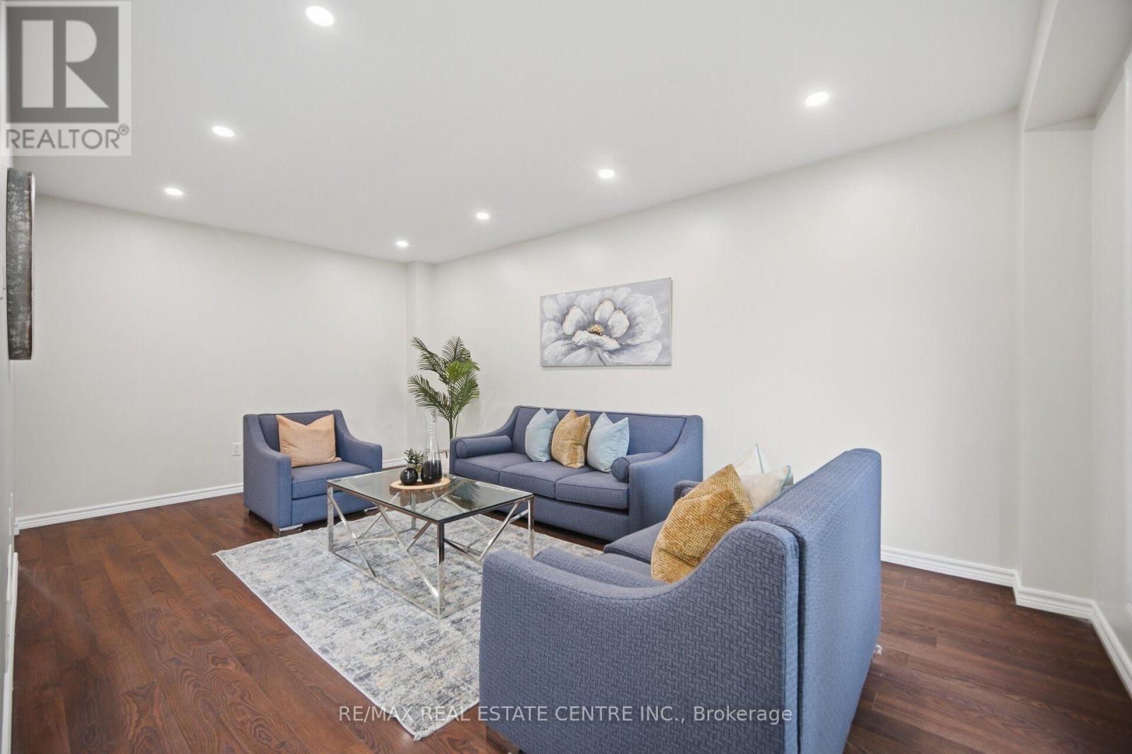 706 CARRYING PLACE - Image 11