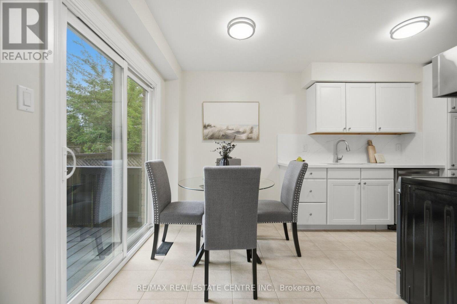 706 CARRYING PLACE - Image 14