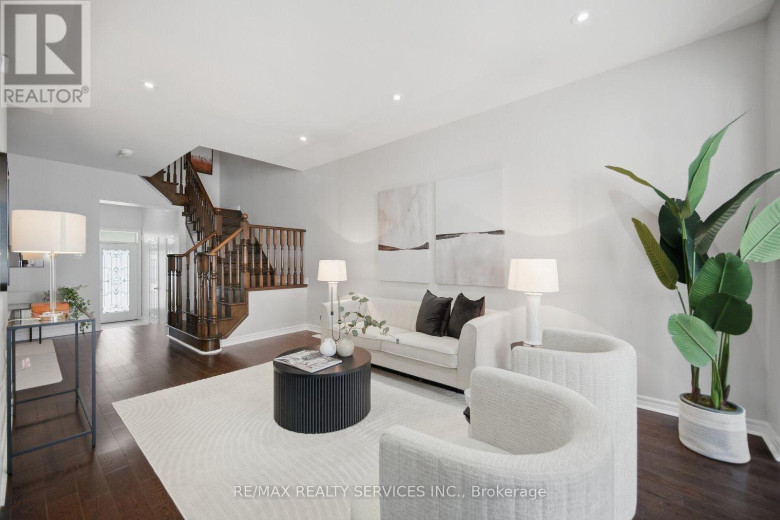 54 LOSINO STREET - 2