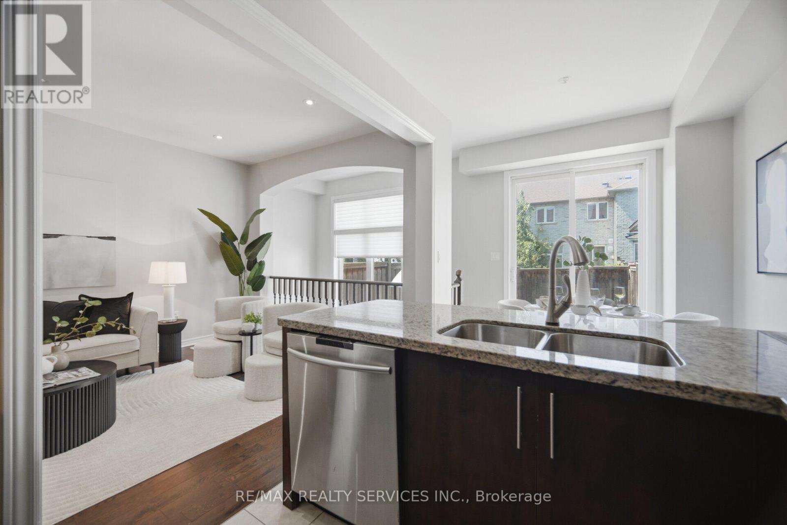 54 LOSINO STREET - 20