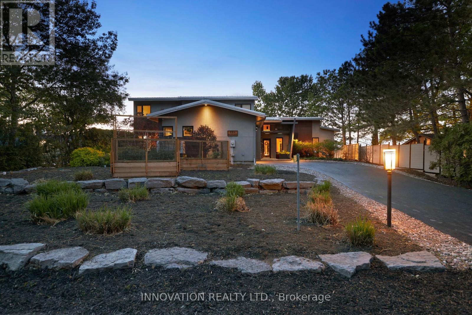 684 BAYVIEW DRIVE - 4