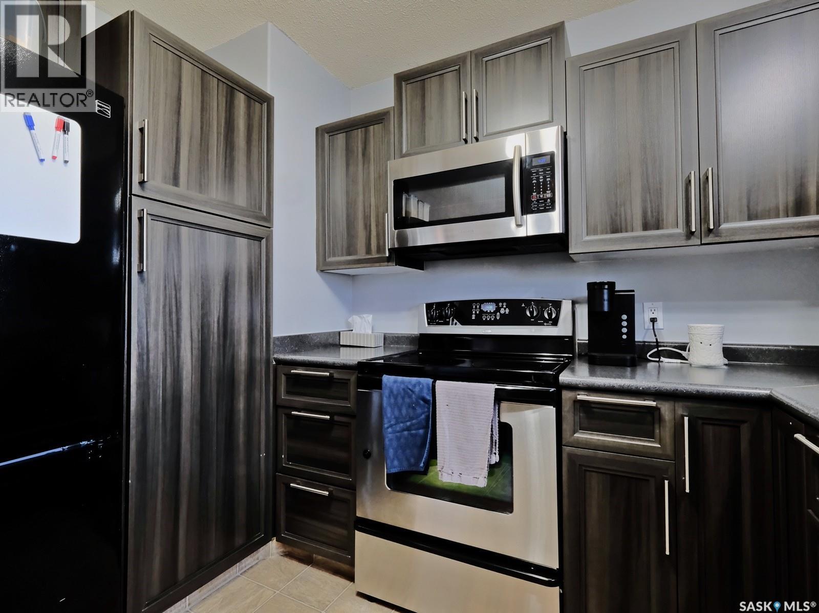 1002 King STREET - 10