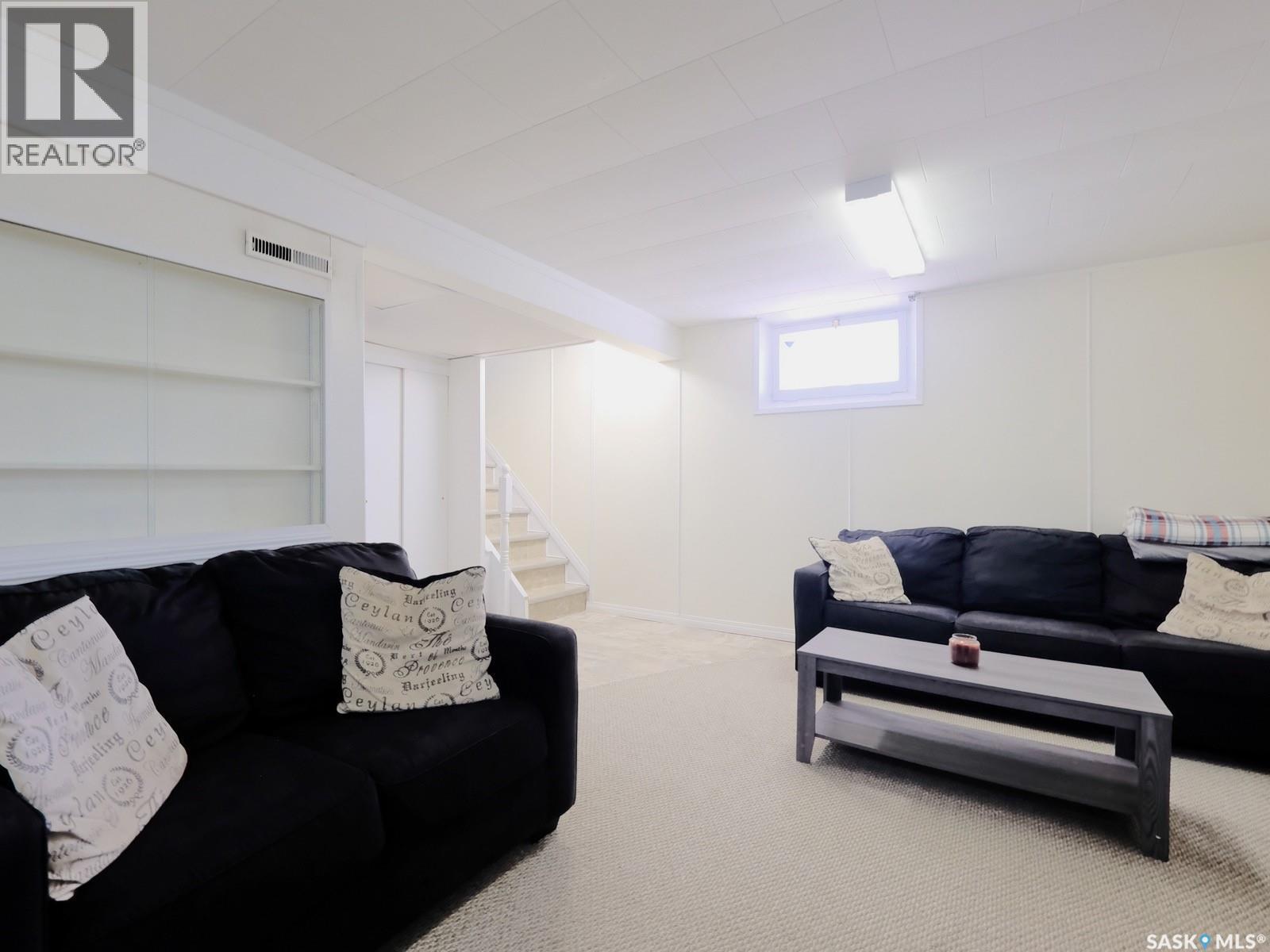 1002 King STREET - 27