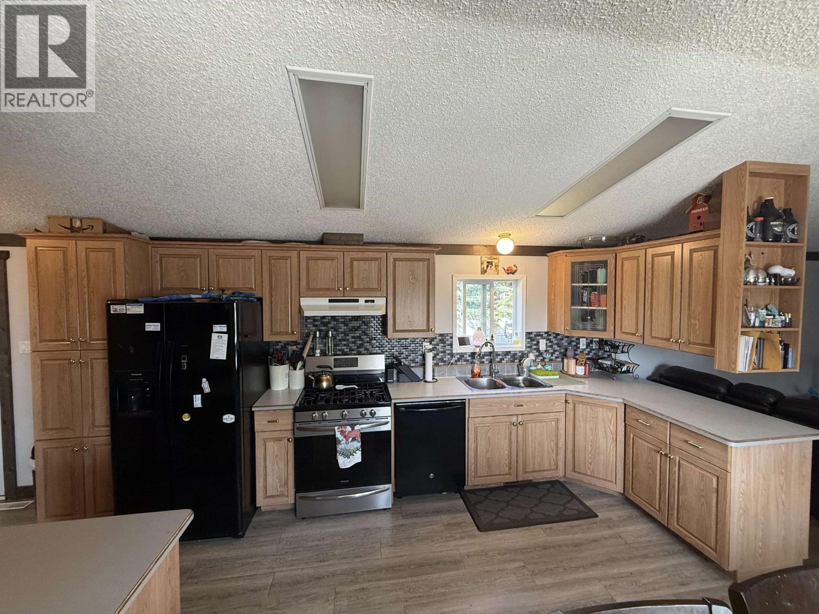 10296 101 STREET - Image 10