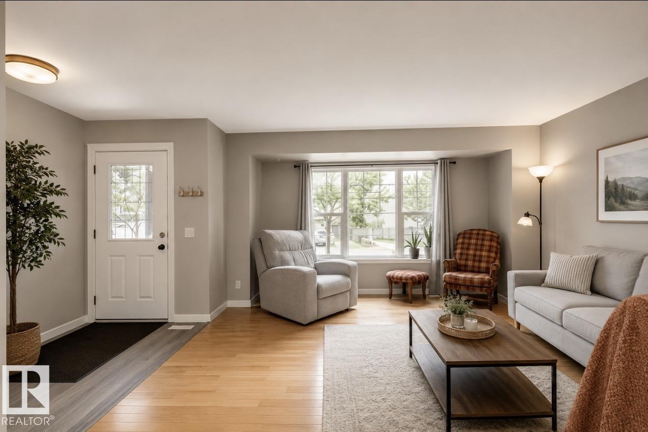 17908 89 ST NW, Klarvatten, Edmonton photo 2