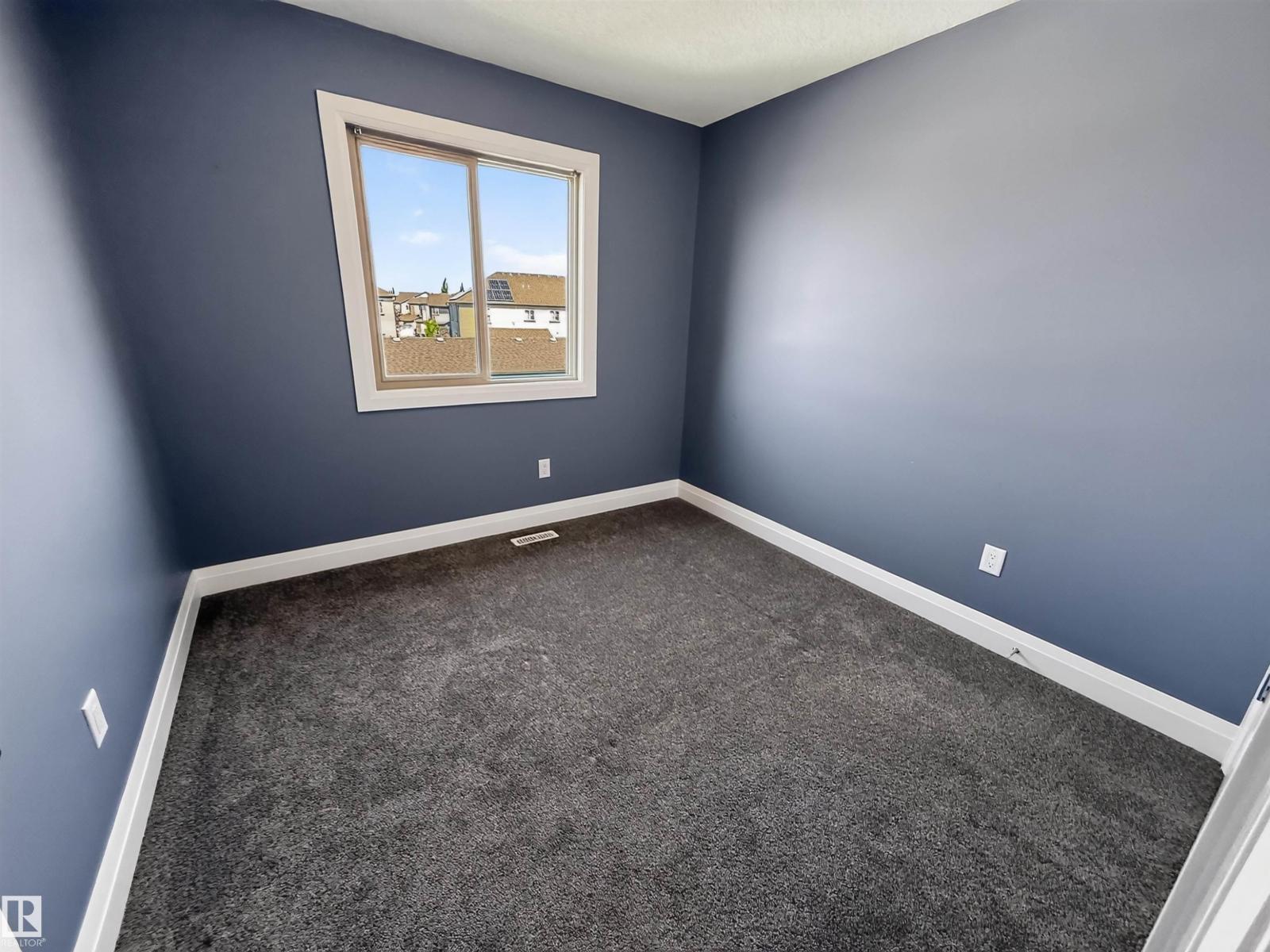 124 GILMORE WY - 23
