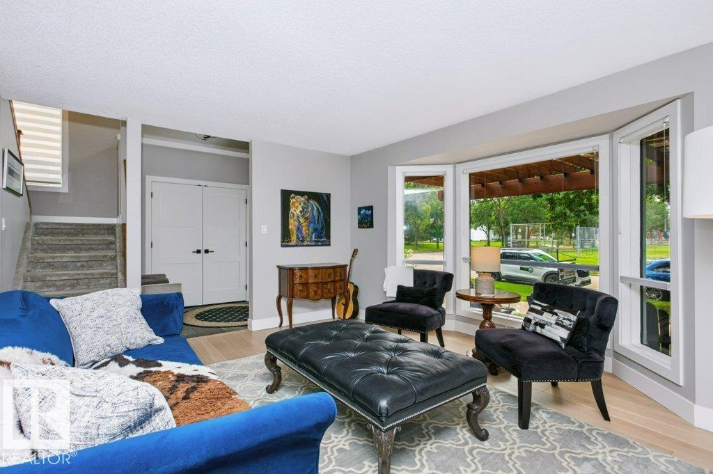 9607 101 ST NW - 6