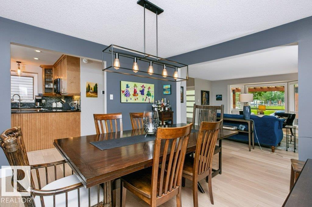 9607 101 ST NW - 9