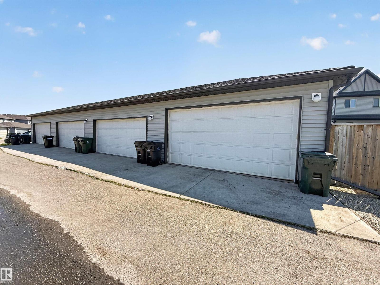 124 GILMORE WY - Image 43