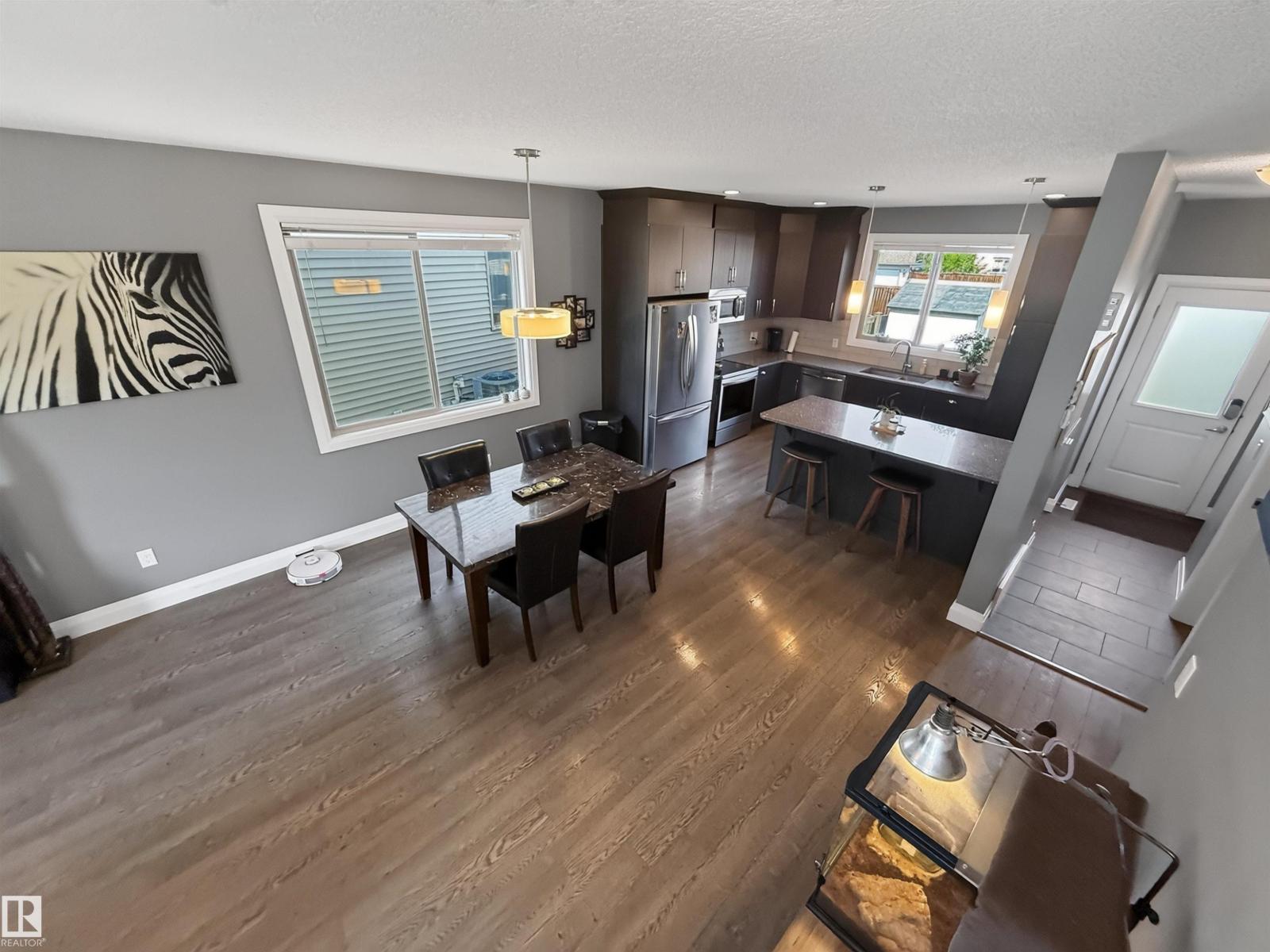 124 GILMORE WY - 18