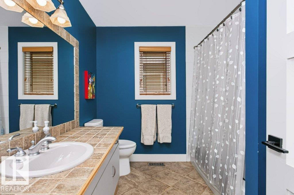 9607 101 ST NW - 32
