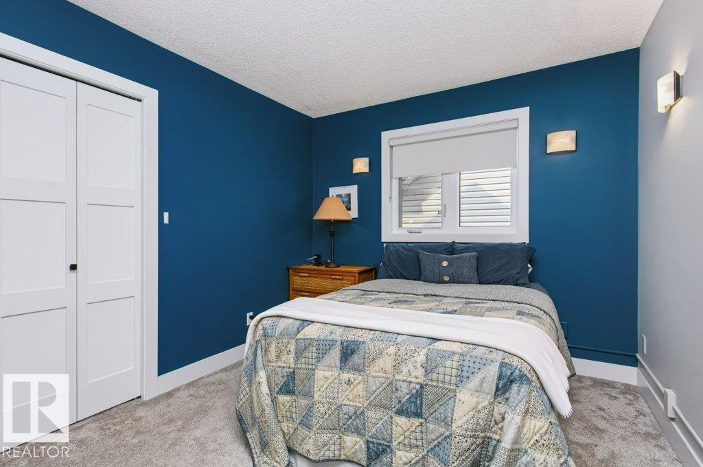 9607 101 ST NW - 30