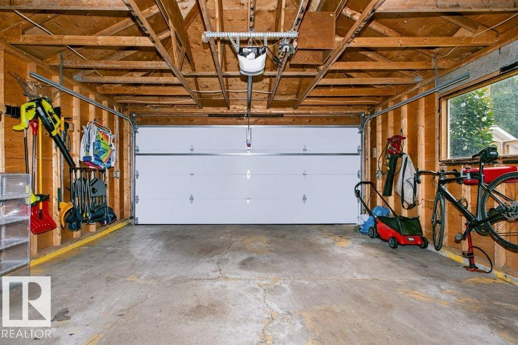 9607 101 ST NW - 52