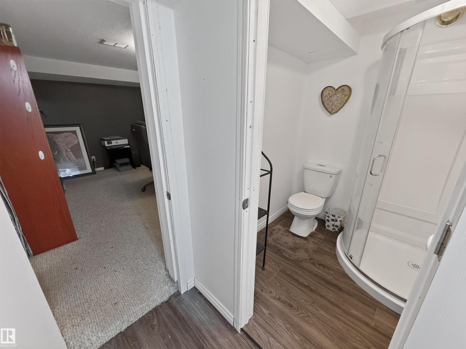 16046 95 AV NW - 25