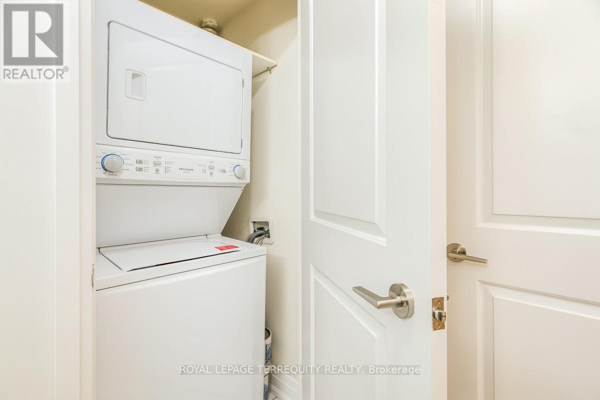 #230 8763 BAYVIEW AVENUE - 29