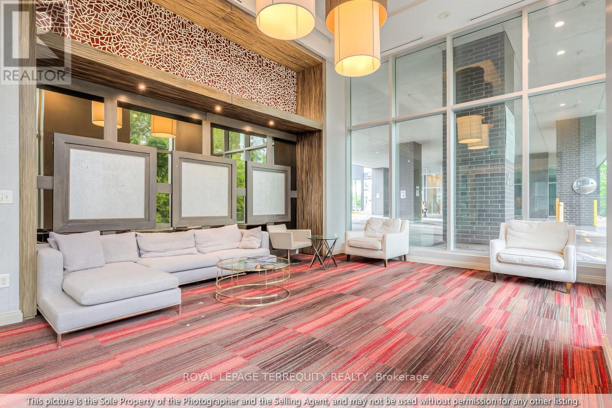 #230 8763 BAYVIEW AVENUE - 43