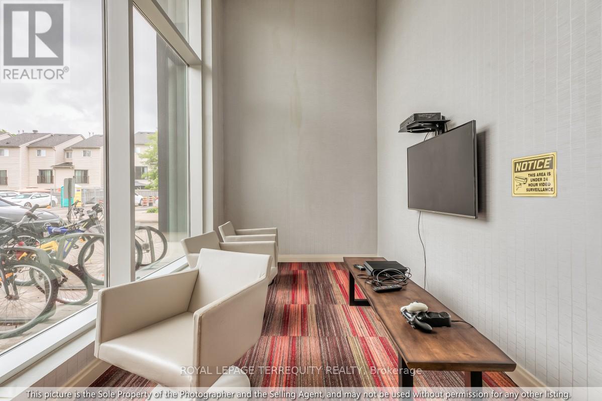 #230 8763 BAYVIEW AVENUE - 45