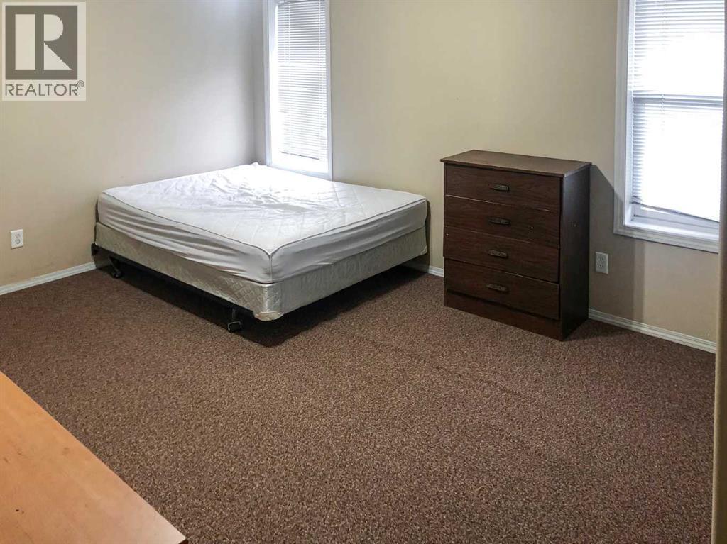 7019 Deer Street, Lacombe