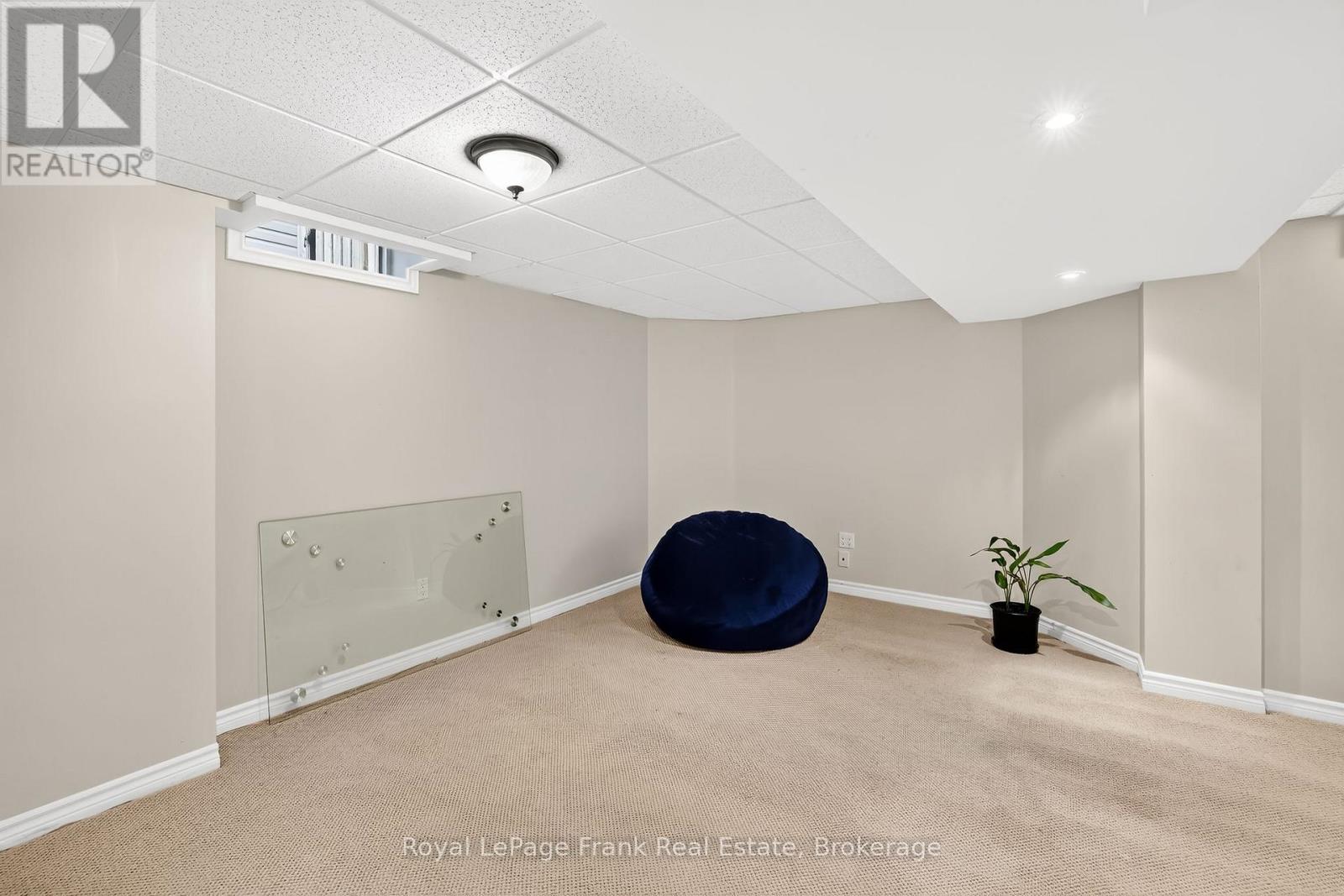150 DADSON DRIVE - 40