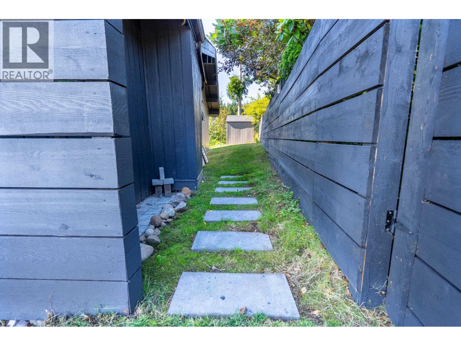 1440 VELVET ROAD, Gibsons