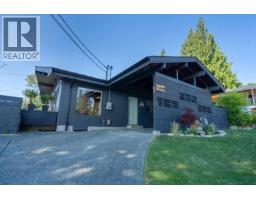 1440 Velvet Road, Gibsons, BC V0N1V5 Photo 14