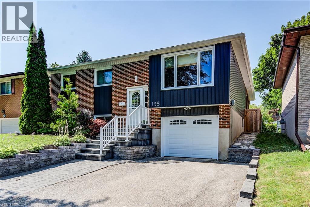 138 MORNINGDALE Crescent — photo 2