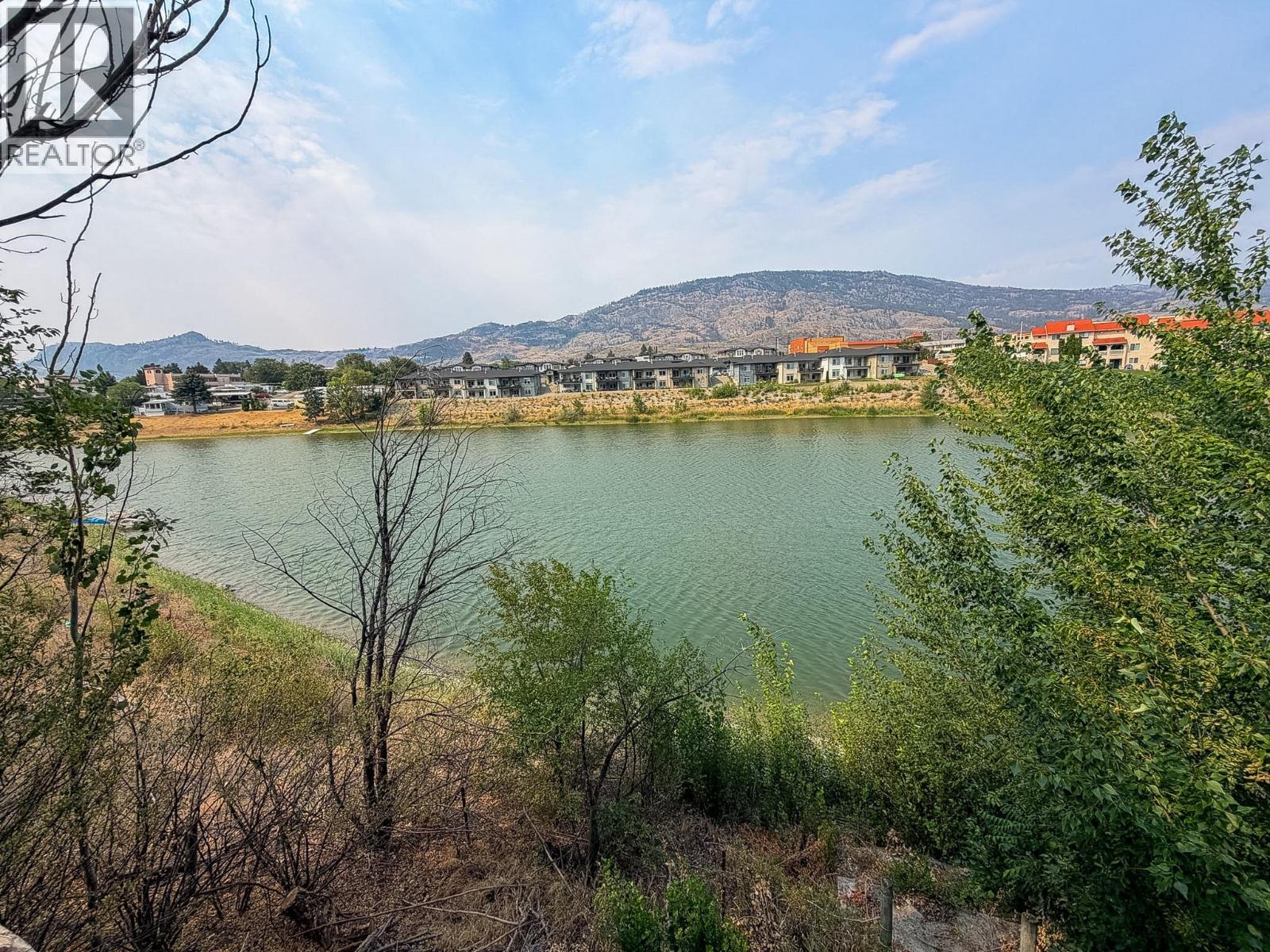 8004 89TH Street, Osoyoos