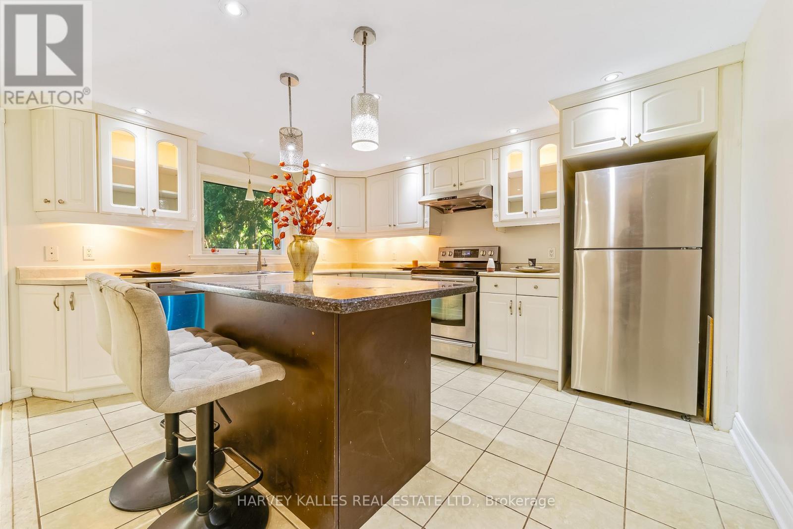 6814 14TH AVENUE - 10