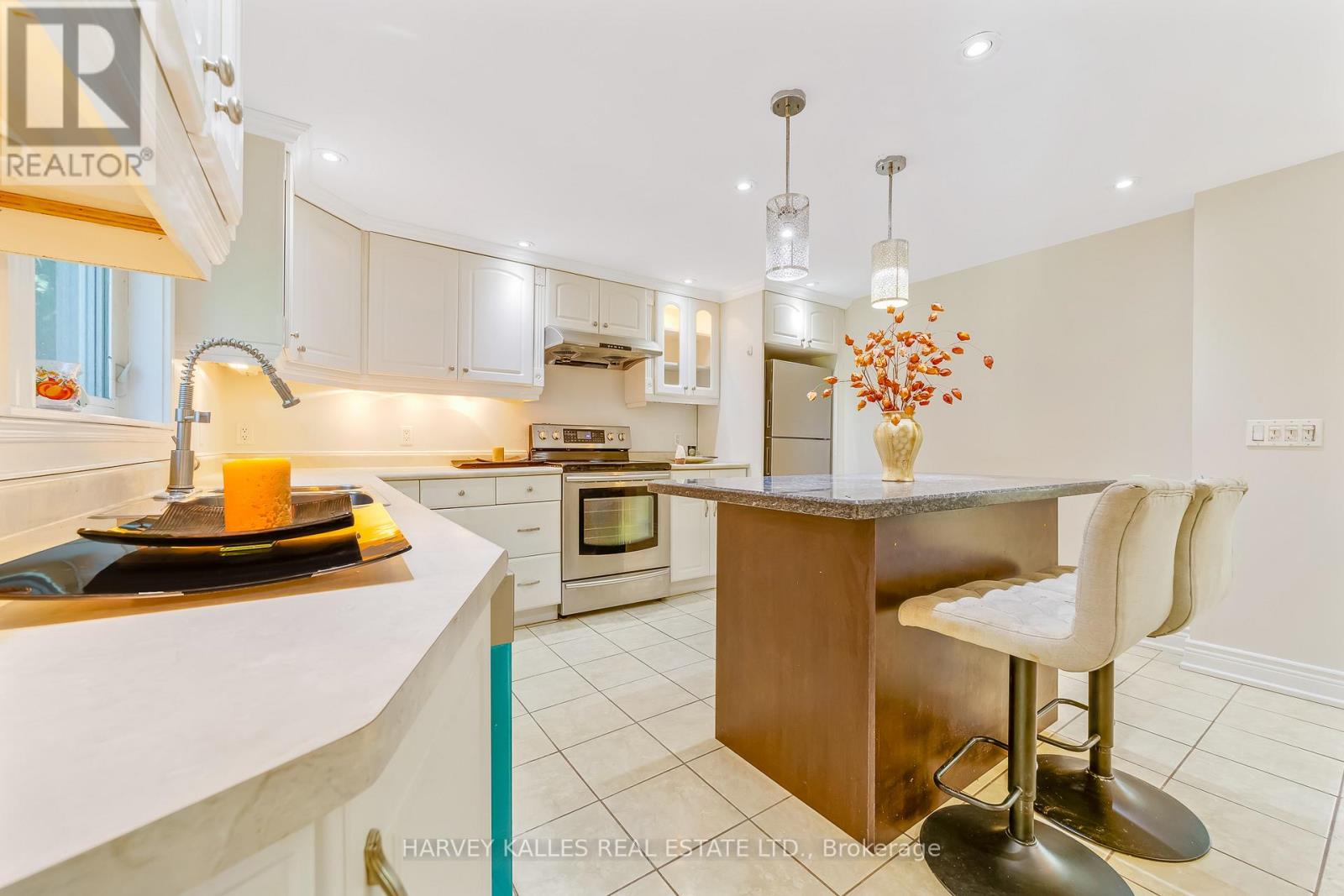 6814 14TH AVENUE - 11