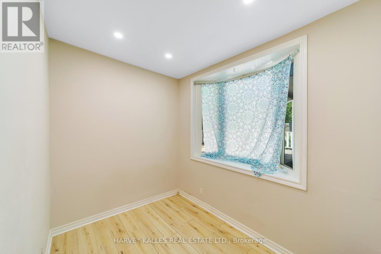 6814 14TH AVENUE - 17